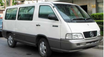 奔驰MB100商务车